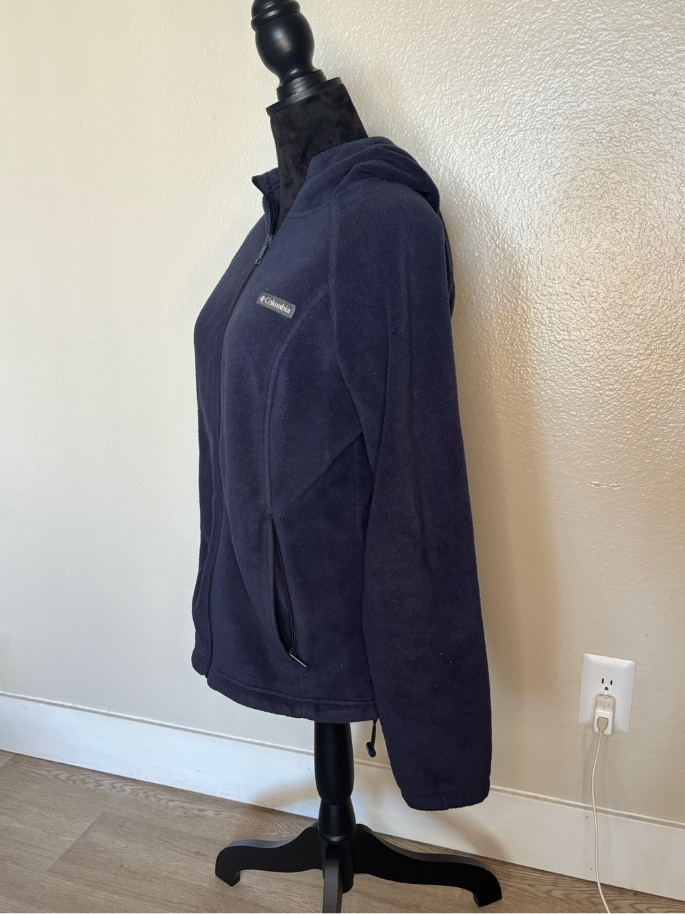 Columbia Navy Hooded Fleece Jacket Size Medium - Picture 3 of 6